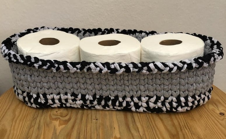 Crochet शौचालय कागज होल्डर: ट्यूटोरियल र 80 रचनात्मक विचार