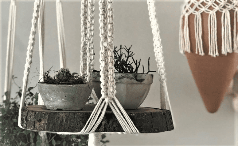 Nápady a návody na výrobu vlastního makramé držáku na vázu