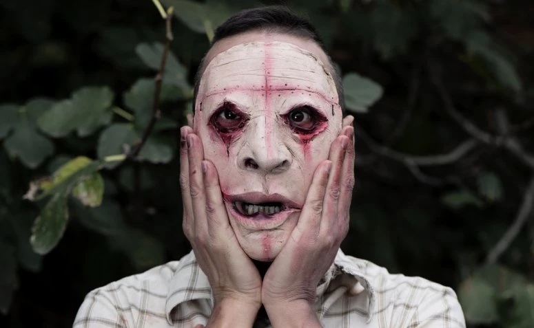 Grozljive maske: kako jih izdelati in 80 strašljivih idej