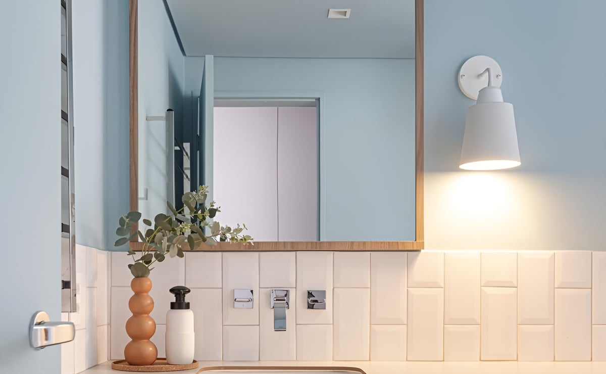 Đèn treo phòng tắm: 65 ý tưởng đáng kinh ngạc để đưa vào trang trí của bạn