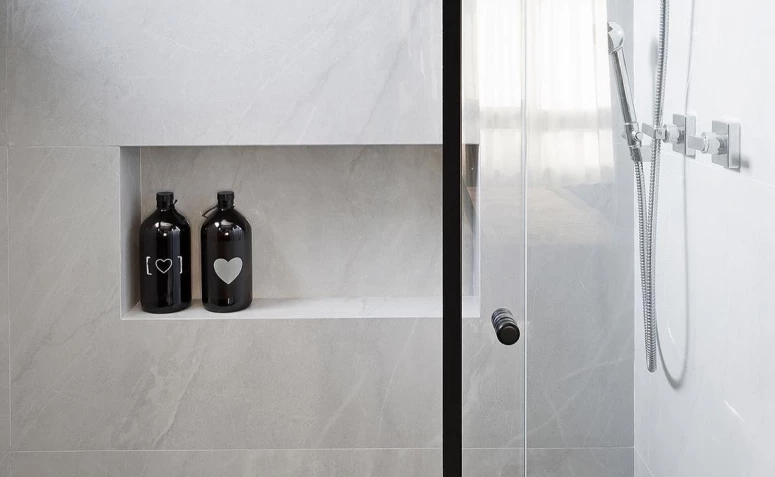 60 façons de décorer la niche pour la salle de bains et conseils de l'architecte