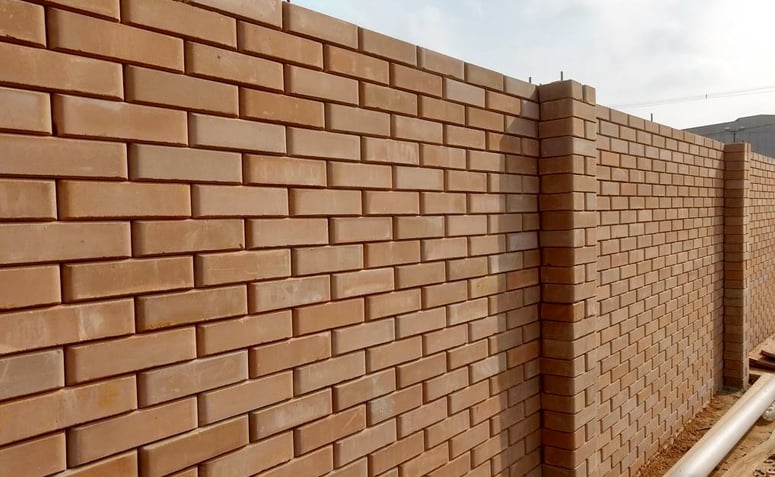Cegły ekologiczne: dowiedz się więcej o tym trendzie zrównoważonego budownictwa