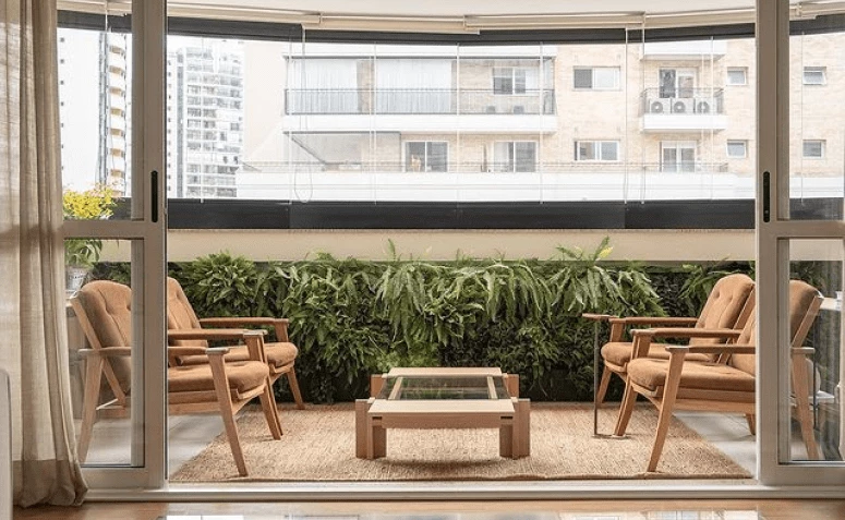 70 možností kresiel na balkón, ktoré spájajú teplo a štýl