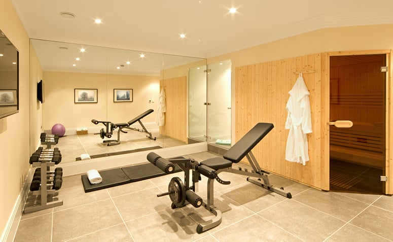 家庭健身房：建立你的健身房并获得更多锻炼的50个想法