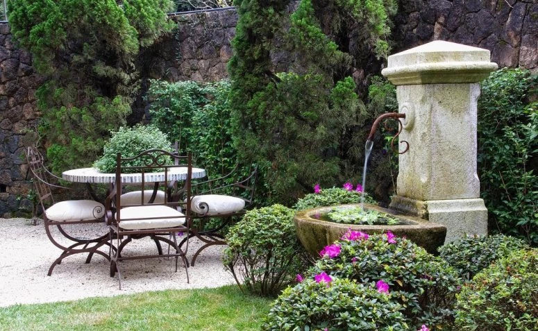 70 modelů zahradních fontán, které vytvářejí stylové prostředí