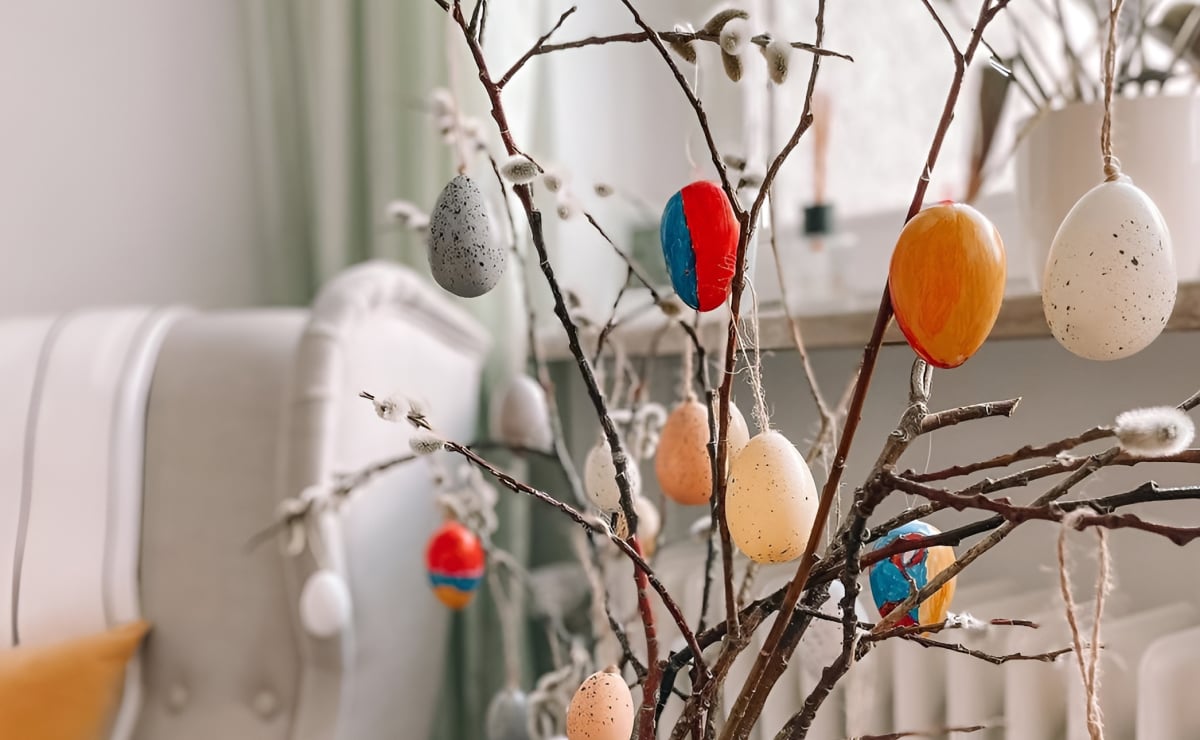 20 nápadů na velikonoční stromeček, které zahrnují novou tradici