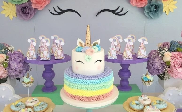 Unicorn keki: bu yoqimlilikning har bir tafsilotini bezashning 100 usuli