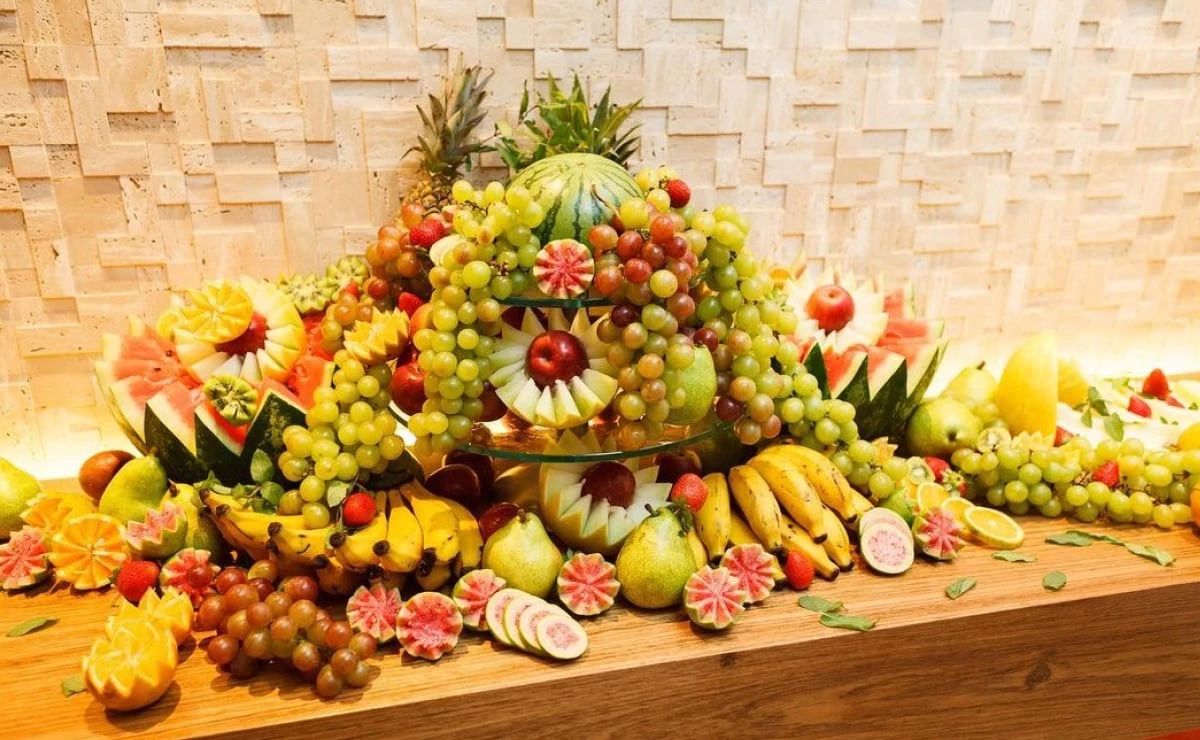 Fruit table: 70 ways to decorate with many colors and flavors