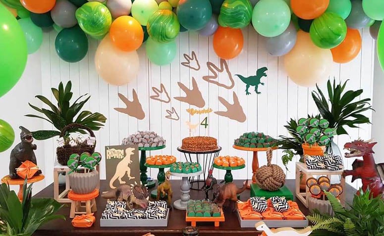 Dinosaur Party: 45 ideas e titoriais para un evento cheo de aventuras
