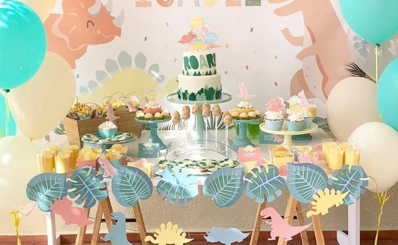 恐竜ケーキ：パーティーのスパイスになる85のインスピレーション