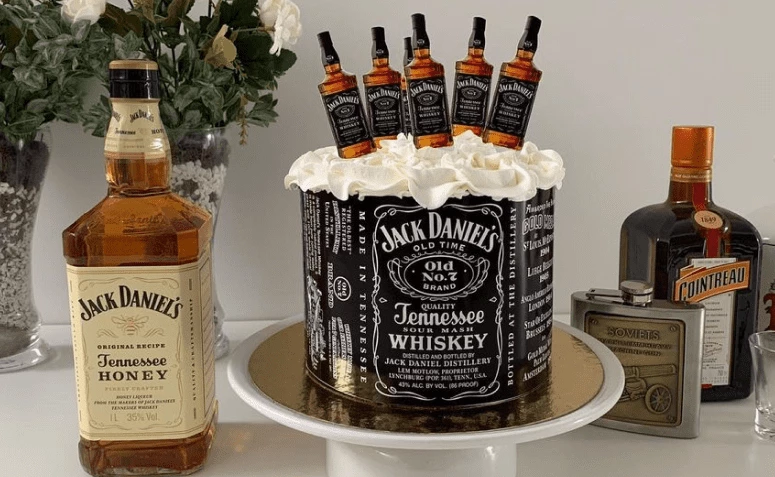 70 pomysłów na ciasto Jack Daniel's do świętowania z przyjaciółmi