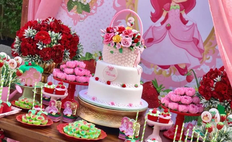 Strawberry Cake: 80 inspiracións delicadas e encantadoras