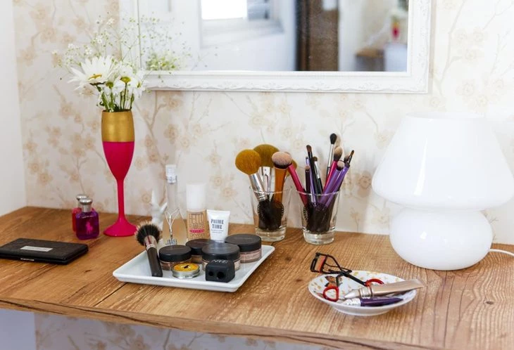 Sådan organiserer du din makeup: trin for trin og tips til at hjælpe dig