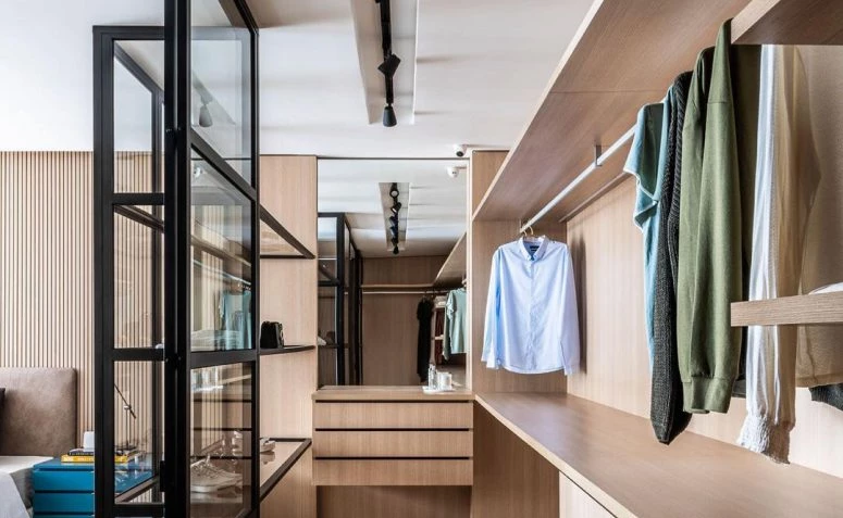 90 ideas de armarios abertos para que a túa casa sexa elegante e organizada