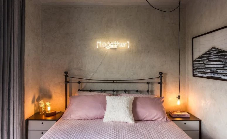 40 fotografií šedé a růžové ložnice pro elegantní a jemné dekorace