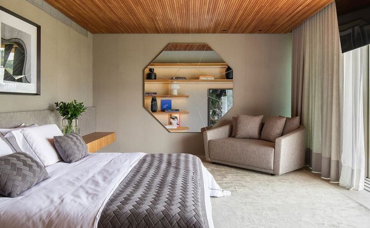 ベッドルームミラー：スタイリッシュな装飾のための50の驚くべきアイデア