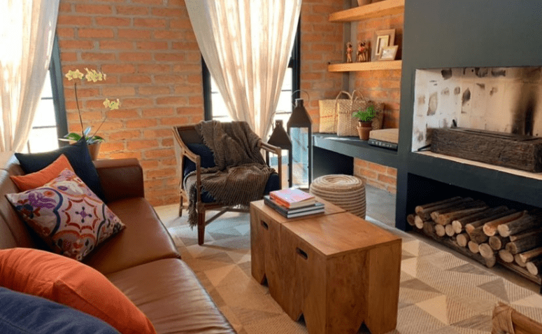 Rustik oturma odası: Kaba ile rahatlığı birleştirmek için 50 fotoğraf ve ipucu